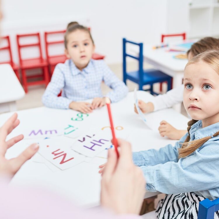 academia-de-ingles-para-niños-en-velez-malaga-torre-del-mar