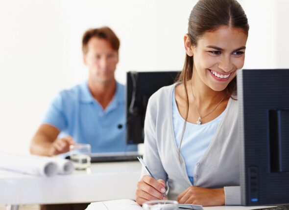 academia-de-ingles-para-trabajadores-en-velez-malaga-torre-del-mar